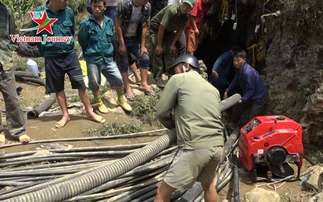 THỜI SỰ 6H SÁNG 7/6/2019: Lào cai: chỉ có một phương án duy nhất để giải cứu người bị nước lũ cuốn trôi, mắc kẹt trong hang tại Simacai.